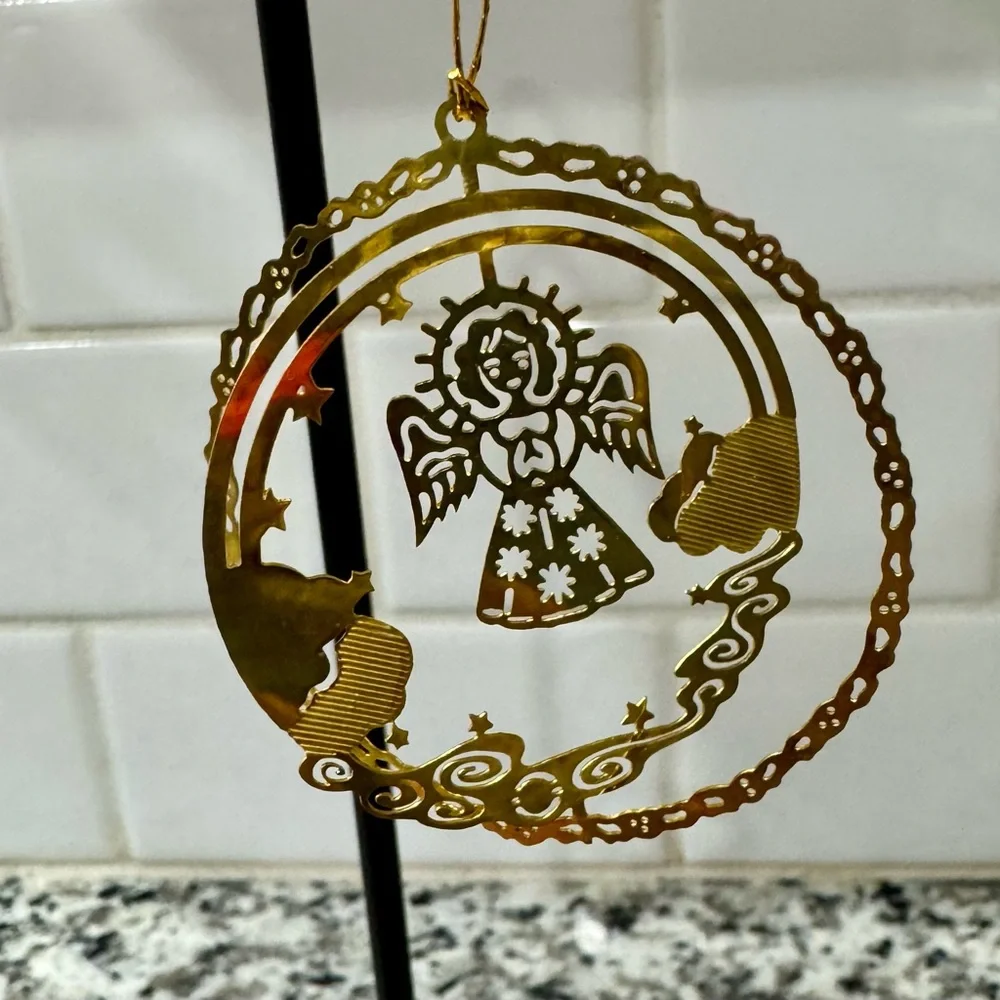 Solid Brads‎ Holiday Ornament Set